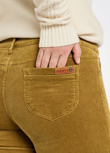 Dubarry® Honeysuckle Harvest Gold Fluweelzachte Ribcord stretch-2