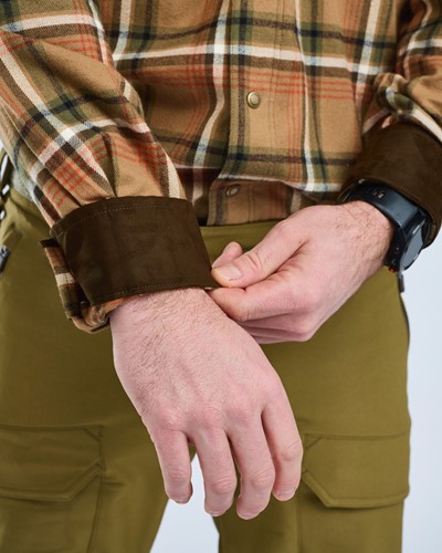 Pinewood® Cornwall Shirt Men - Dark Sandstone-2