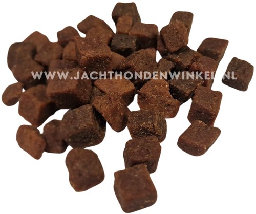 Alpha Spirit Vlees cubes LAM 80 gram